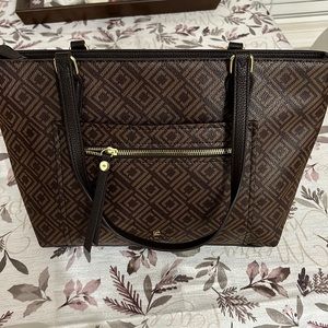 Liz Claiborne signature purse